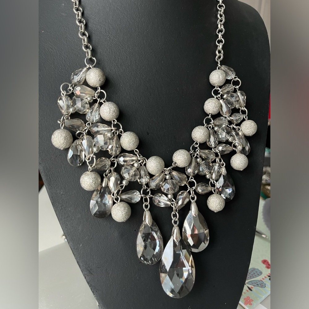 Statement necklace Alfani 20 to 23 inches